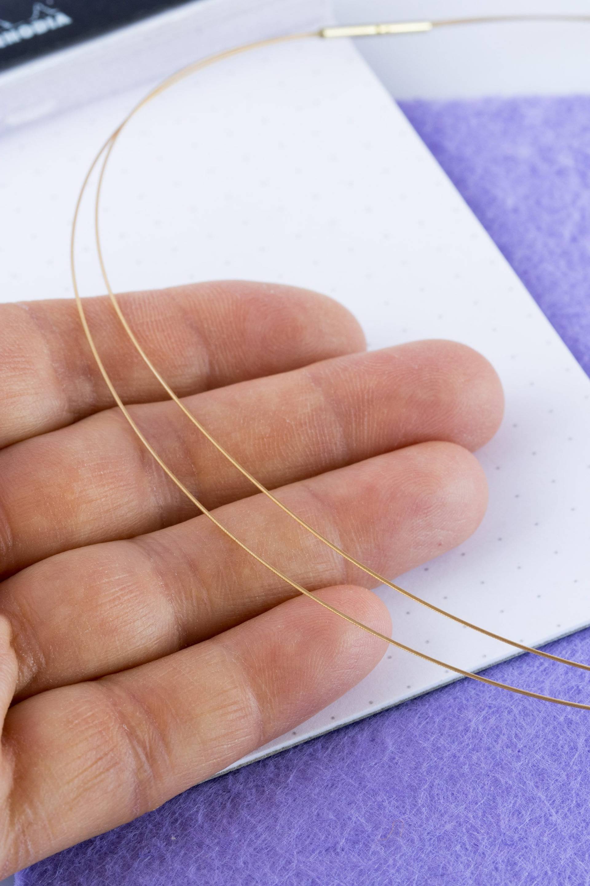 stahlseil Vergoldet Doppelt Beweglich Zweifacher Reif/Halsreif Vergoldet, Kurz Mit Bajonettverschluss, Halsschmuck Edelstahl Zart Fein Edel von GoldLinien