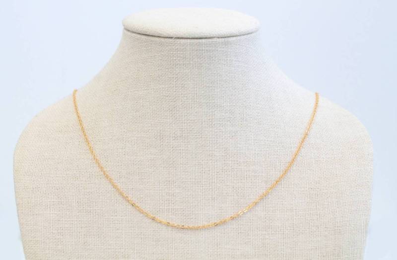 Goldfarbene Dainty Ketten 5 Stück Goldfarbene Dainty Ketten 5 Stück von JuliannaSupplyCo