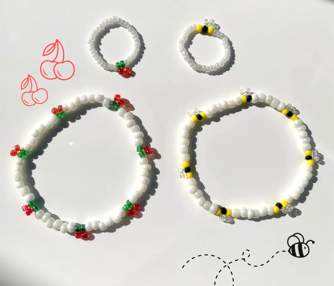 Kirsch Oder Bienen Armband, Ring, Freundschaftsarmband, Geschenk Für Freundin, Mama, Frühlingsschmuck von JuliasSchmuckwerke