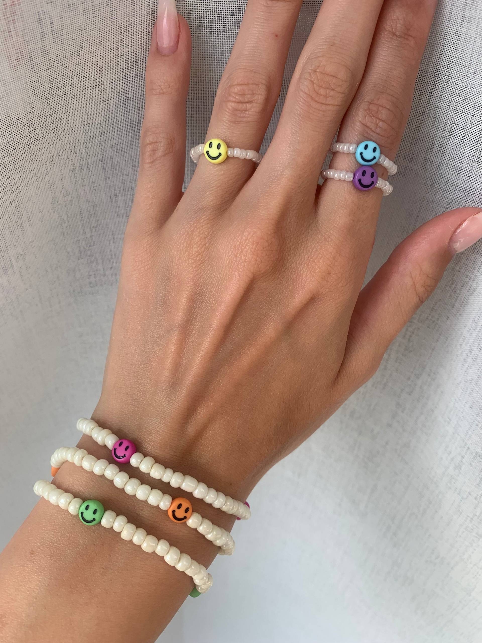 Smiley Armband, Freundschaftsarmband, Geschenk Für Freundin, Mama, Pink, Rosa, Blau, Grün, Lila, Orange, Gelb, Armband Mit Gesicht, Lächeln von JuliasSchmuckwerke