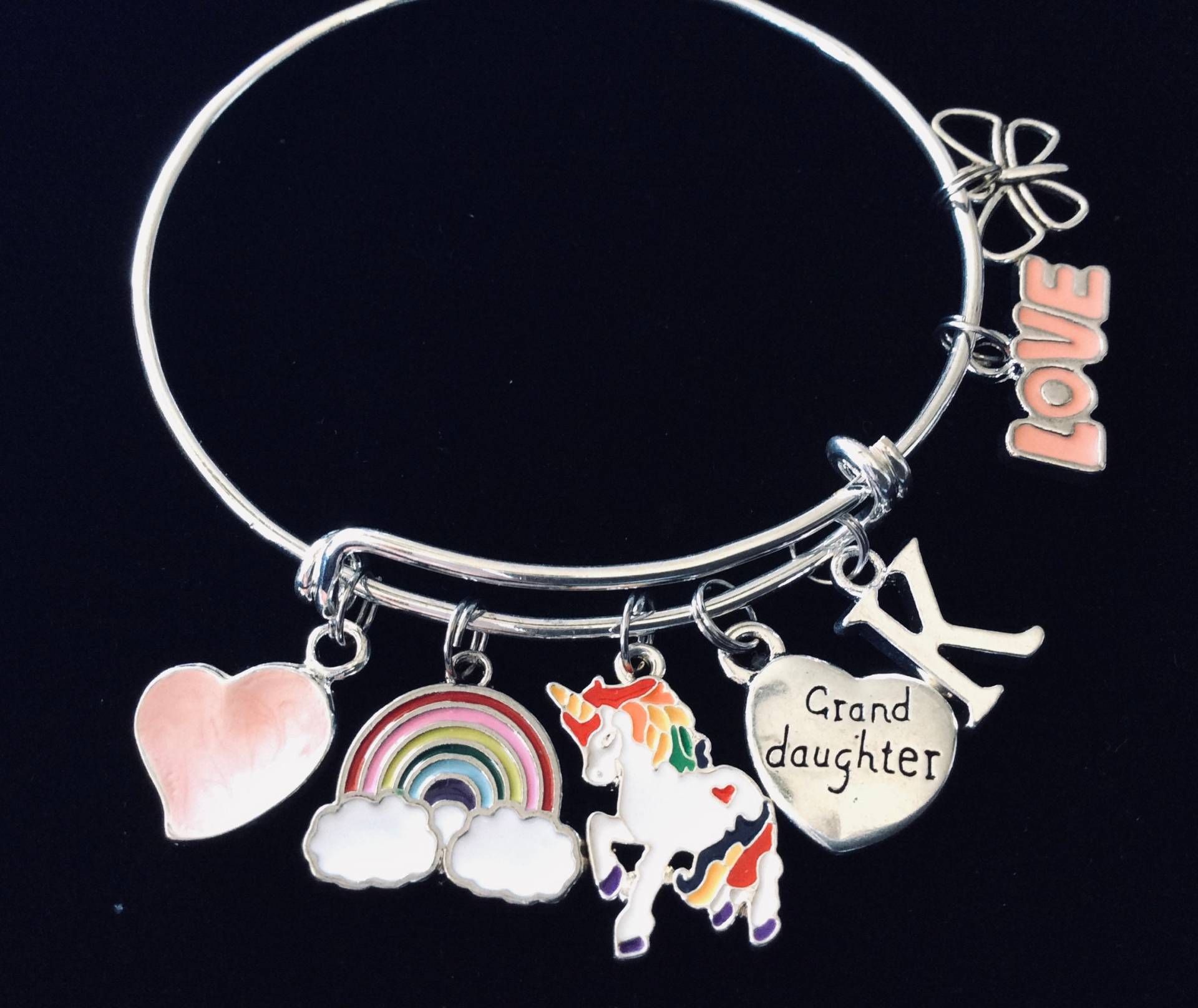 Einhörnchen, Regenbogen, Liebe Und Schmetterlinge Charm Armband Enkelin Geburtstag Geschenk Erweiterbar Kind Personalisierte Initial von JulieAnnDesigned