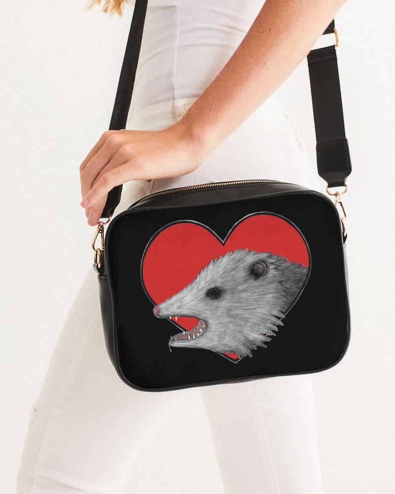 Crossbody Bag "Possum Love Scremeing Opossum Folk Art Geburtstag Geschenk Lustig Gruselig Süß Komisch Gothic Wunderlich Schrullig Goth Geldbörse von JulieFitzGeraldArt