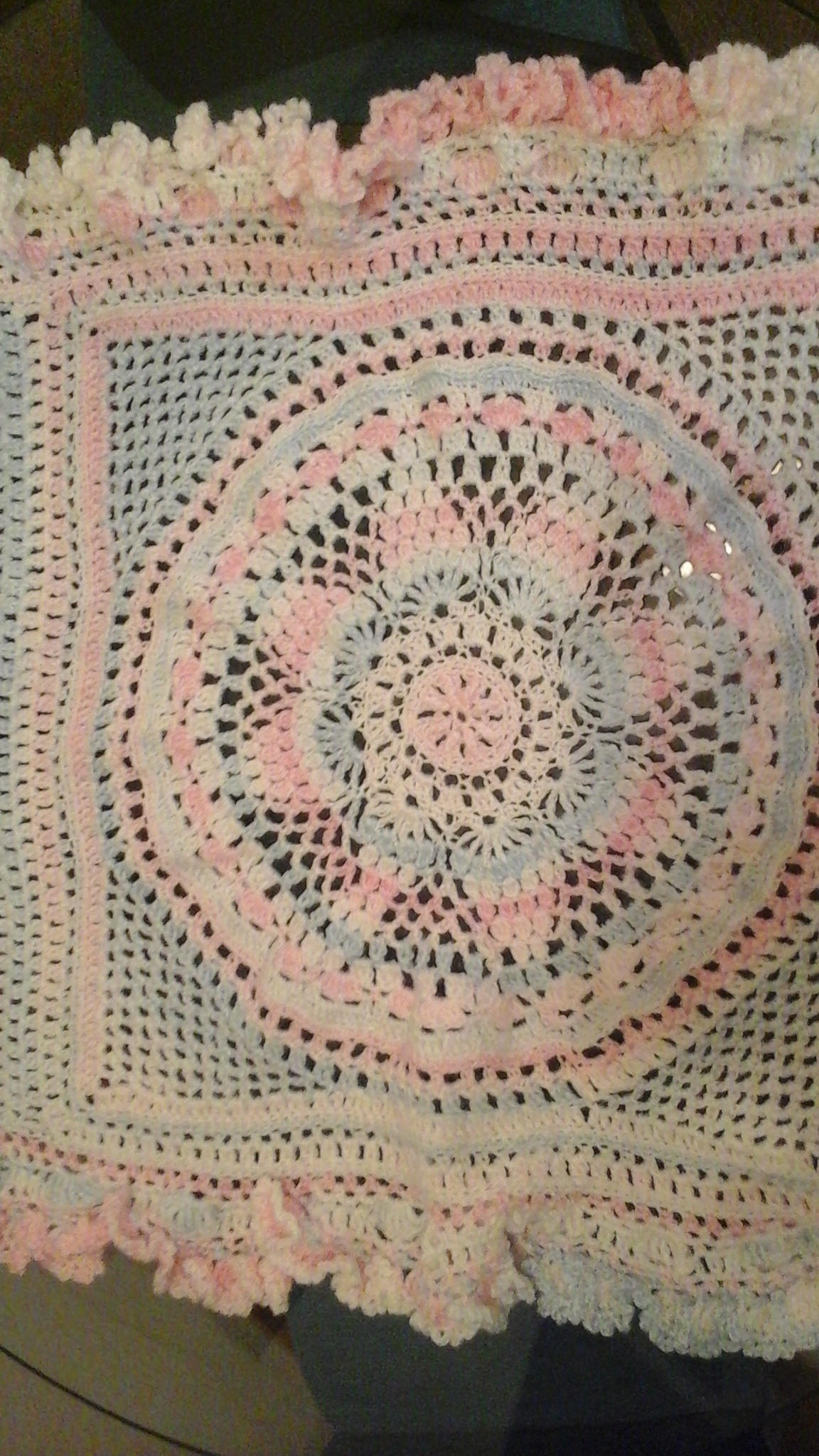 Edel-Baby-Decke Edel-Baby-Decke von JuliesCraftCottage