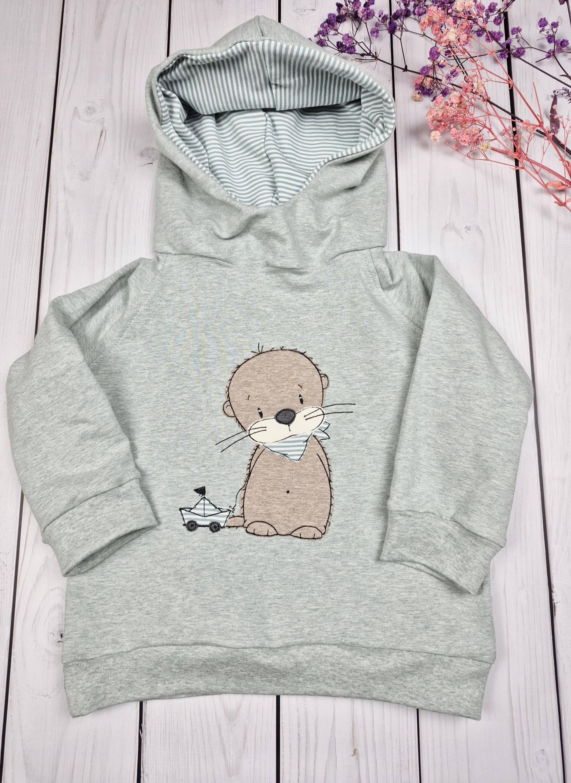 Hoodie Kapuze Applikation Stickerei Otter Hoodie Kapuze Applikation Stickerei Otter von JulikindHandmade