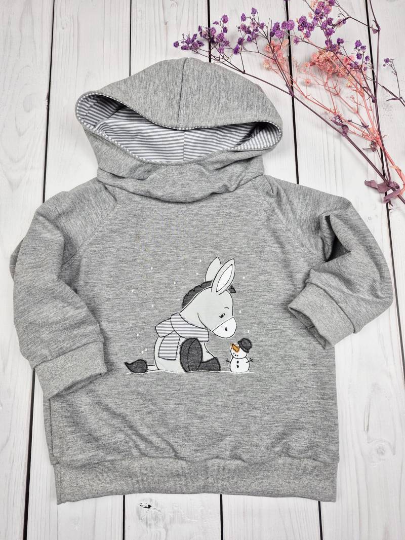 Hoodie Kapuze Gr. 74/80 Applikation Stickerei Esel Und Schneemann von JulikindHandmade
