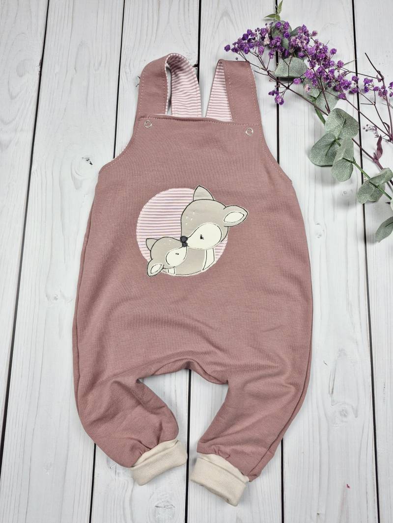 Latzhose Baby Stickerei Applikation von JulikindHandmade