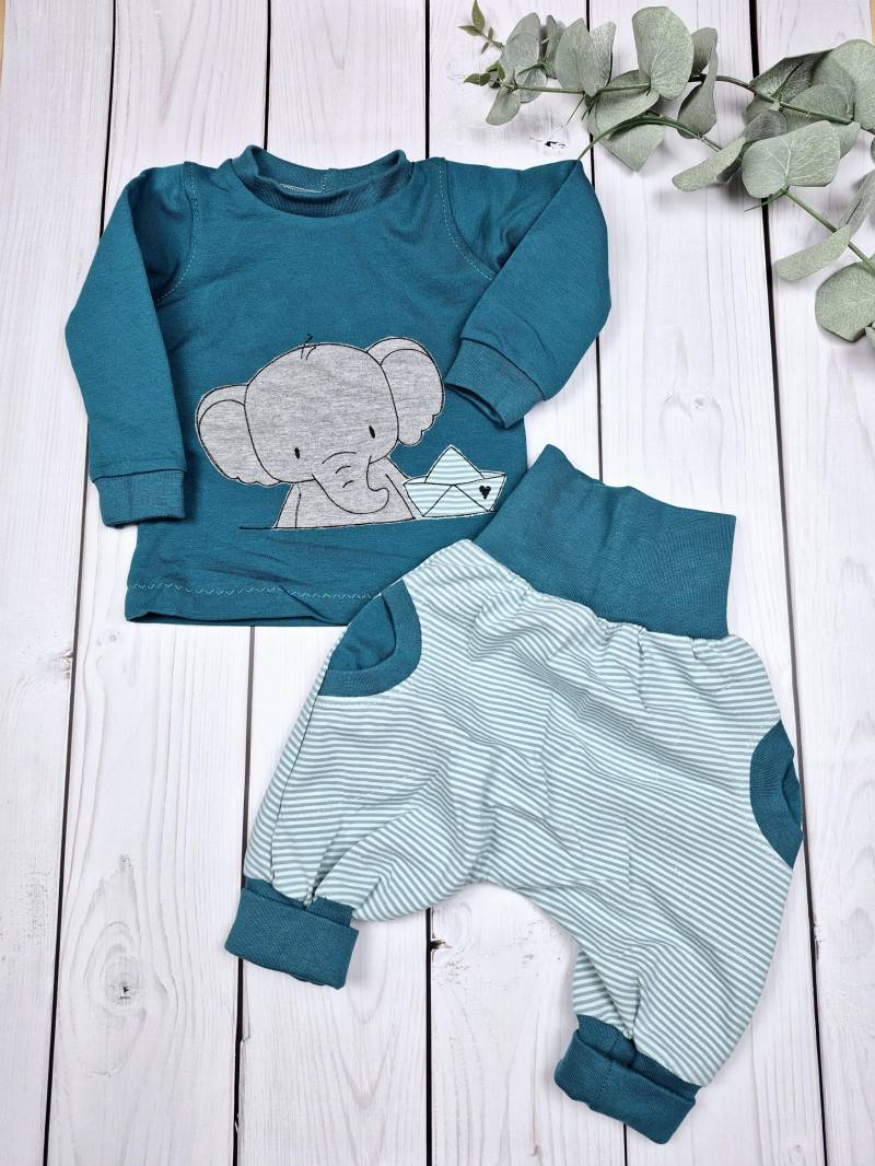 Shirt Und Pumphose Gr. 68 Applikation Stickerei von JulikindHandmade