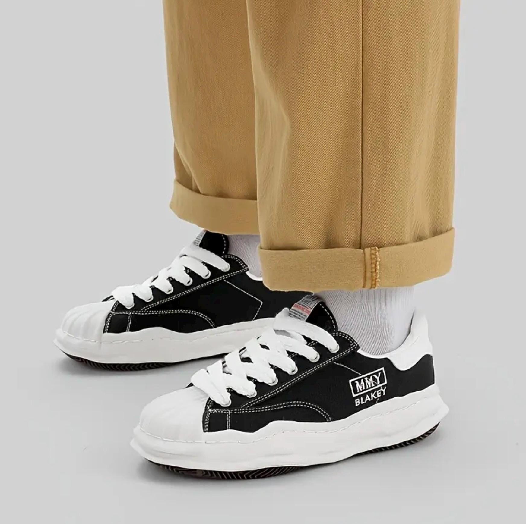 Super Popular Shoes von Julinity