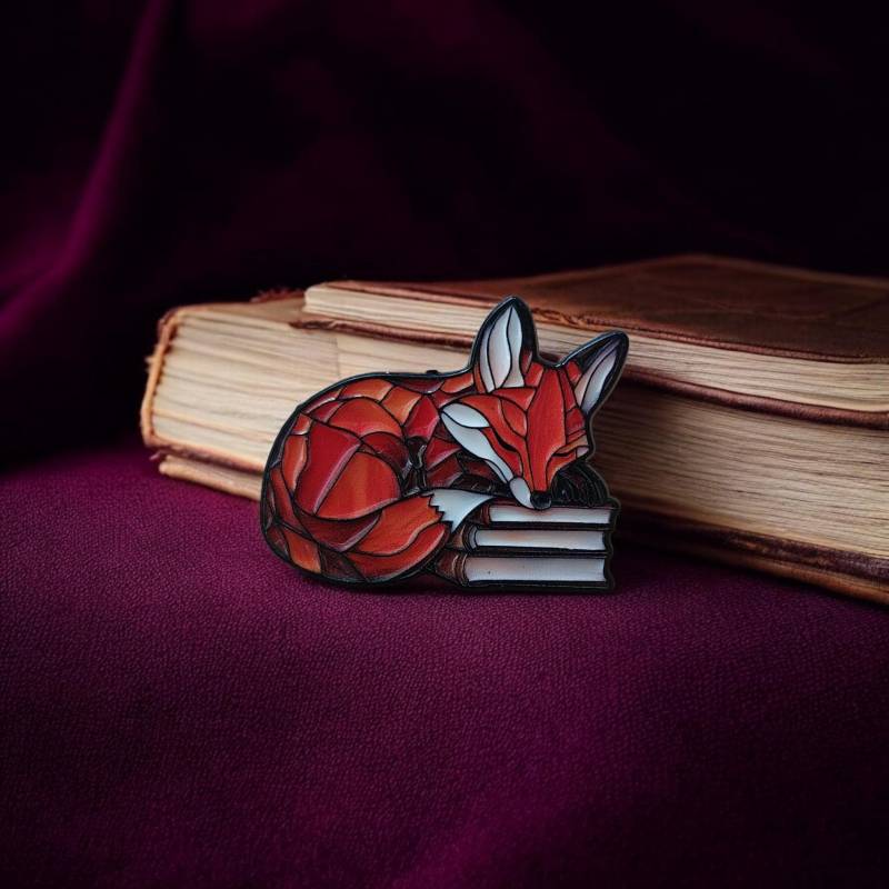 stained Glass Fox Enamel Pin - Cozy Bookish On Books Booktok Aesthetic Orange Red Reading Lover Gift von Julmondes