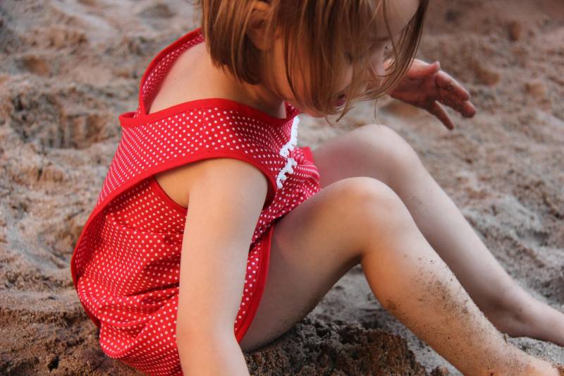 Schürzenkleid Mit Täschchen Schürzenkleid Mit Täschchen von Julsetmoi