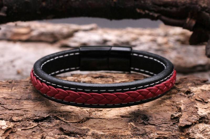 Armband Lederarmband Für Herren Schwarz Rot Leder Mit Edelstahl-Magnetverschluss von JulusJason
