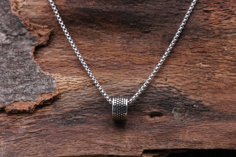 Halskette Herren Männer Aus Edelstahl in Silber, Mit Silberner Edelstahlperlen von JulusJason