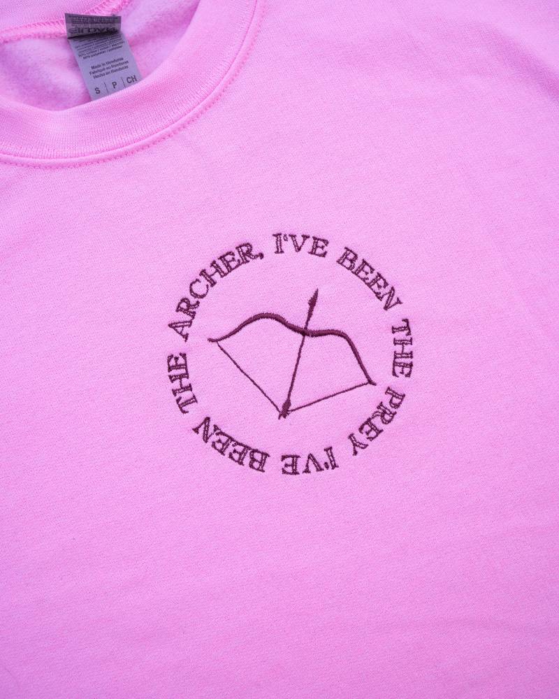 Archer Crewneck Unisex Sweatshirt Archer Crewneck Unisex Sweatshirt von JunasWorldDE