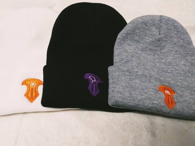 Azem Und Convocation Beanies von JuneAppleStudio