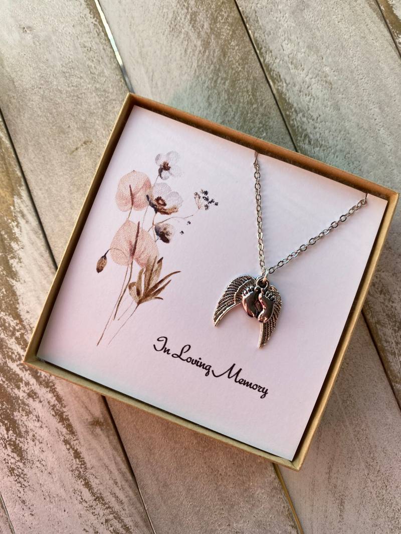 Erinnerung An Ein Kind, Baby-Memorial-Halskette, Fehlgeburt Geschenk Erinnerung An Ein Kind, Baby-Memorial-Halskette, Fehlgeburt Geschenk von JuneTaylor