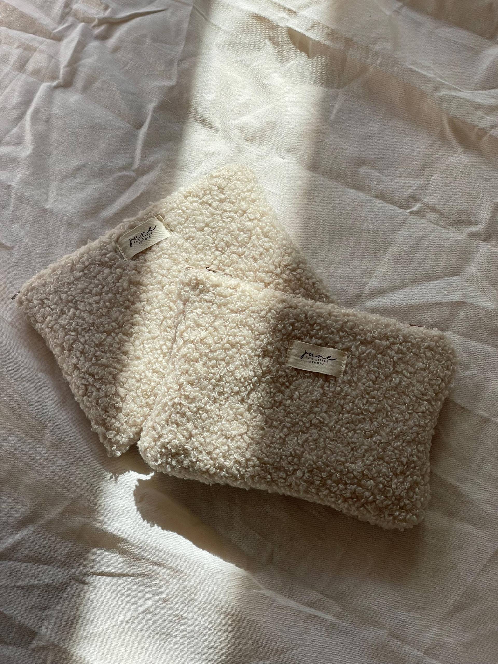 Teddy Pouch Mini | Kleine Kosmetiktasche Tasche Bag Beige Täschchen von JuneTheLittleStudio