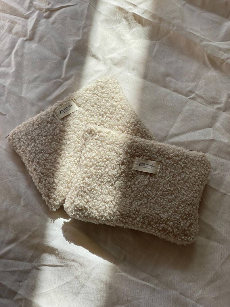 Teddy Pouch Mini | Kleine Kosmetiktasche Tasche Bag Beige Täschchen Teddy Pouch Mini | Kleine Kosmetiktasche Tasche Bag Beige Täschchen von JuneTheLittleStudio