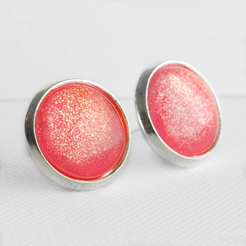 Rosa Beeren Glitzer Ohrstecker in Silber - Helle Goldene Schimmer Ohrstecker, Sommer Fee Schmuck, Erdbeer Rosa, Sonnenuntergang Rosa Beeren Glitzer Ohrstecker in Silber - Helle Goldene Schimmer Ohrstecker, Sommer Fee Schmuck, Erdbeer Rosa, Sonnenuntergang von JunestoneMarket