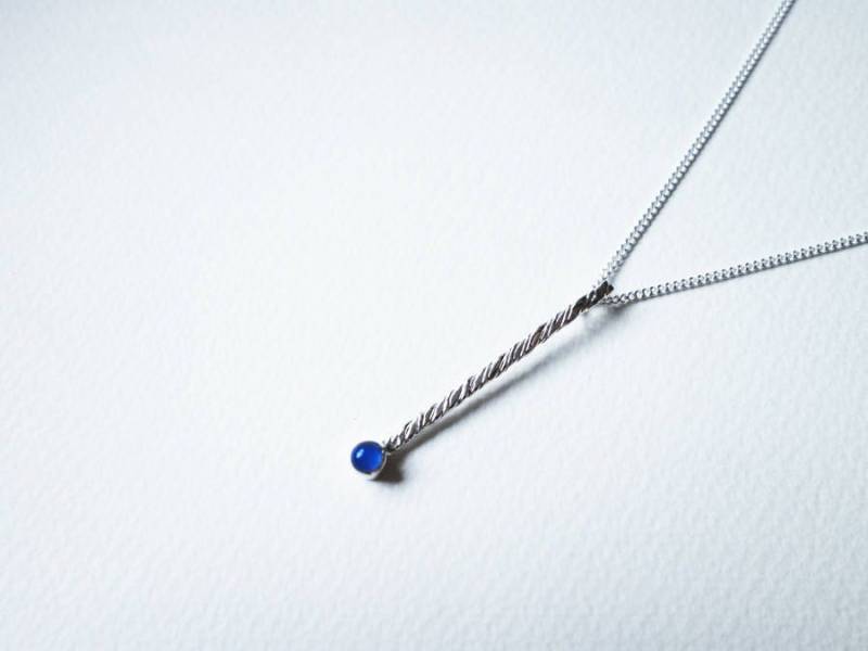 Geschmiedete Sterling Silber Halskette Blauer Chalcedon Anhänger, 30-Zoll-Kette Geschmiedete Sterling Silber Halskette Blauer Chalcedon Anhänger, 30-Zoll-Kette von JungSunJewellery