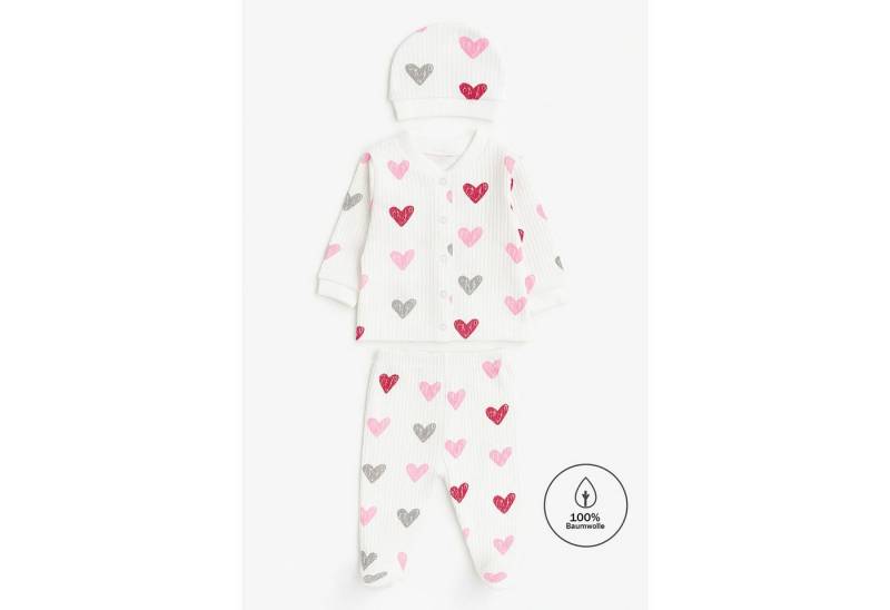 Jungengel Neugeborenen-Geschenkset Babykleidung Geburt Baby-Set Babyausstattung Erstausstattung Herzen (Bekleidungsset, 3-tlg., 3-teiliges Babyset bestehend aus Oberteil, Hose und Mütze) Weiches 3-teiliges Babyset mit Herzmuster aus 100 % Baumwolle von Jungengel