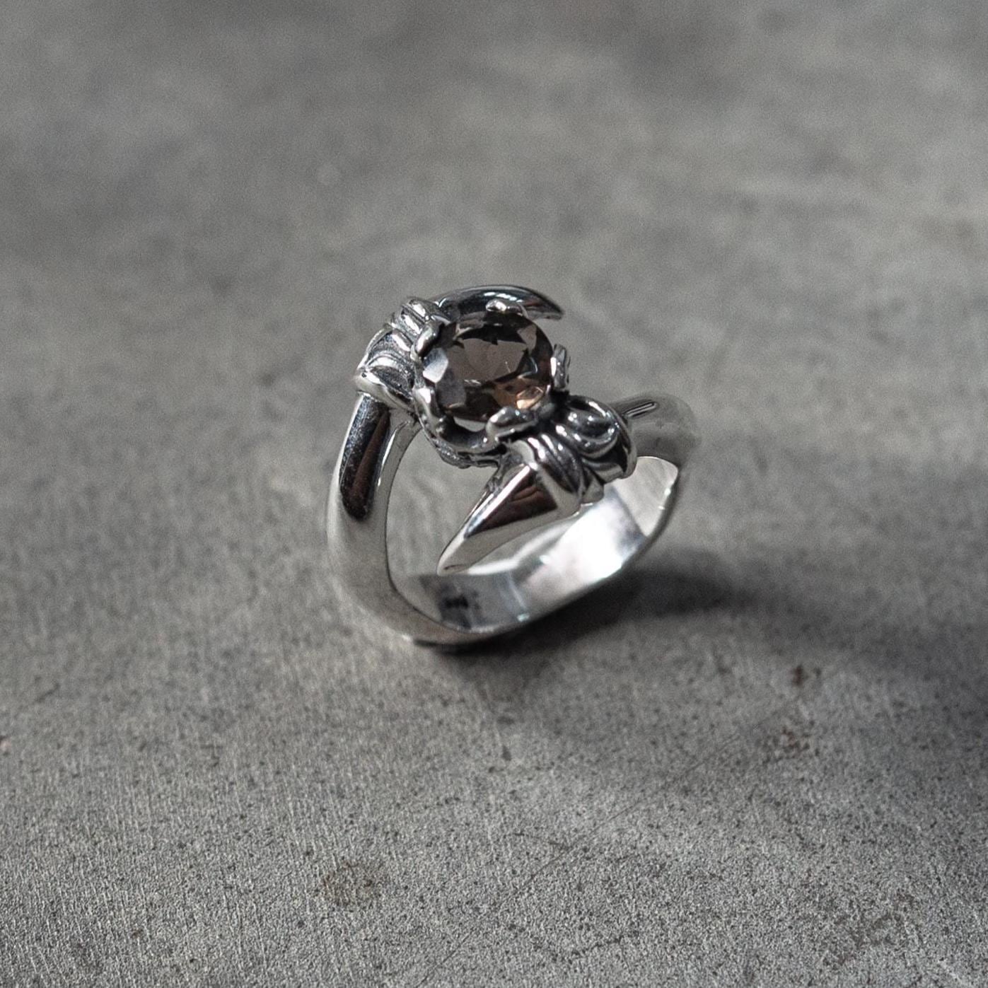 Rauchquarz Gothic Kralle Spike Ring Mit 925 Sterling Silber Band von JungleTribe