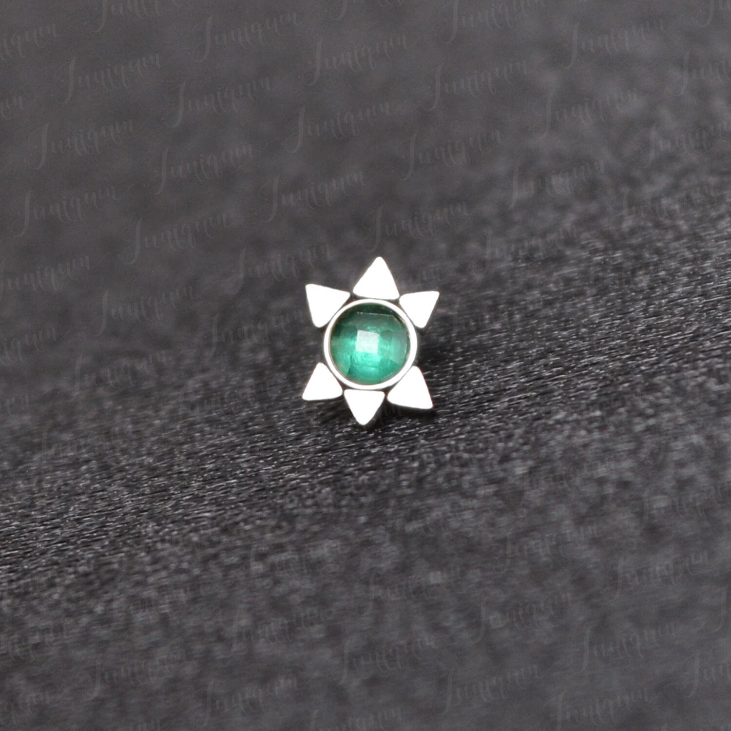 Hautpiercing. Dermaler Top-Schmuck. Dermal Anchor Top. Körperpiercing-Schmuck Aus 316L Chirurgenstahl von Juniqum