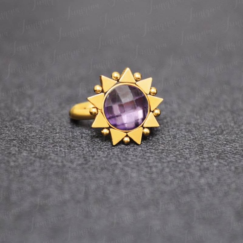 Knorpel Ohrring. Krönchen Piercing Creolen. Tragus Freuen Sie Sich Auf Helix-Ohrring Gold. Knorpel-Creolen Aus Chirurgenstahl. Metallrahmen von Juniqum