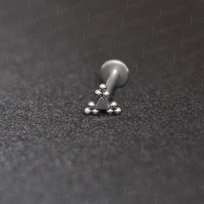 Tragus-Piercing-Schmuck. Vorwärtshelix-Ohrring. Conch-Piercing. Knorpel-Ohrstecker. Ohrring Mit Flacher Rückseite Aus Chirurgenstahl. Labret-Ohrring von Juniqum