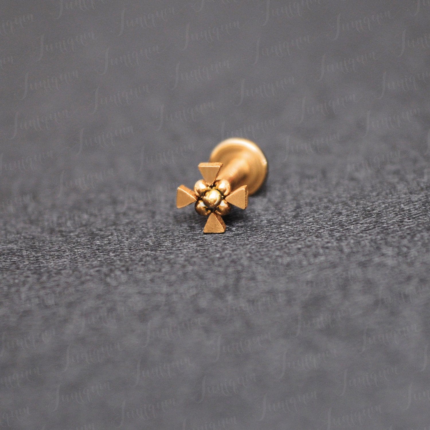 Tragus-Piercing-Schmuck. Vorwärtshelix-Ohrring. Conch-Piercing. Knorpel-Ohrstecker. Ohrring Mit Flacher Rückseite Aus Chirurgenstahl. Labret-Ohrring von Juniqum