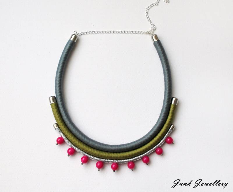 statement Kette/Seil Color Block Grau Grün Fuchsia Silber Perlen Geschenk Für Sie Handmade von JunkieJ