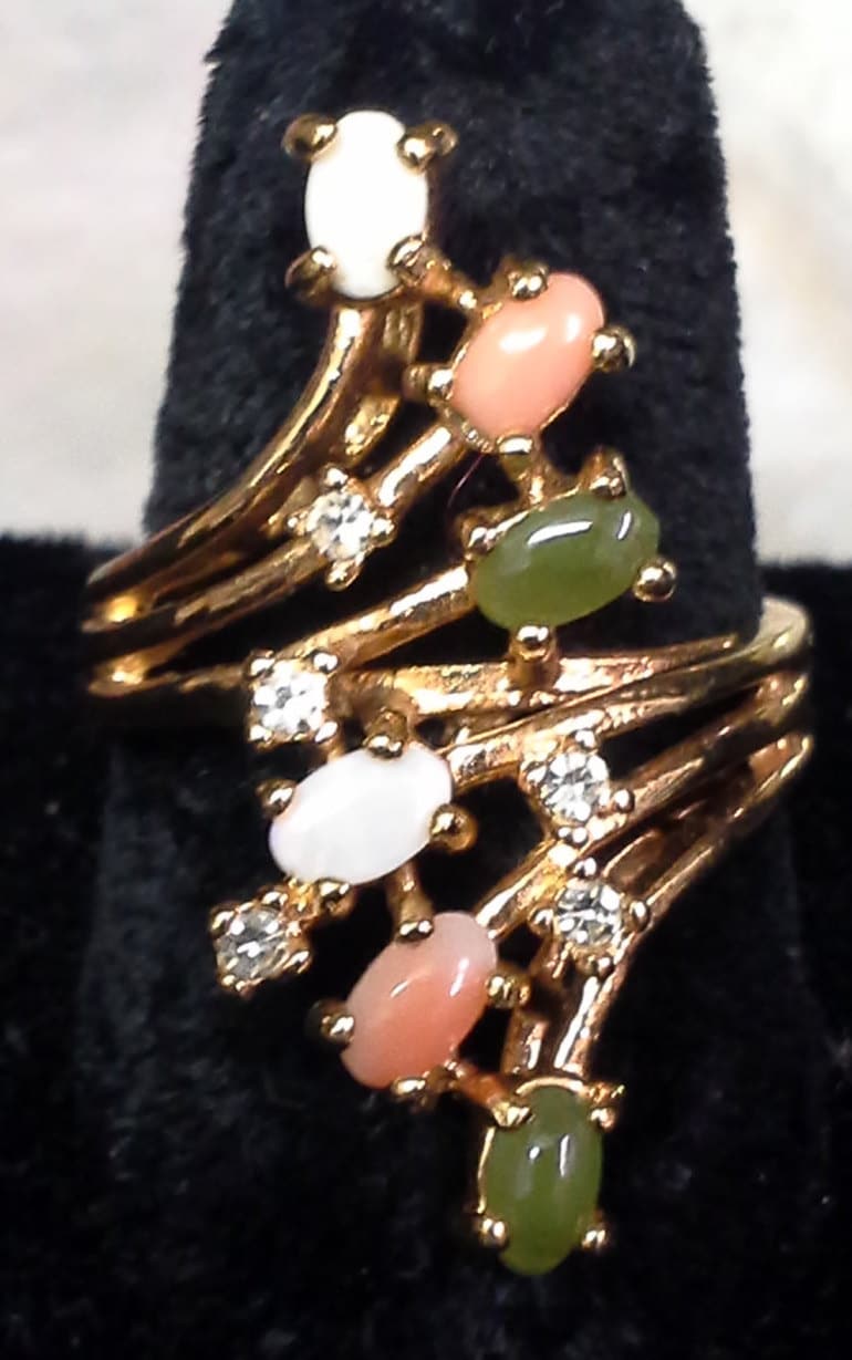 Jade, Cz Und Weiteres Edelstein Cluster in 750Er Silber Gefasst. Vergoldete Ring von Juntiqueaux