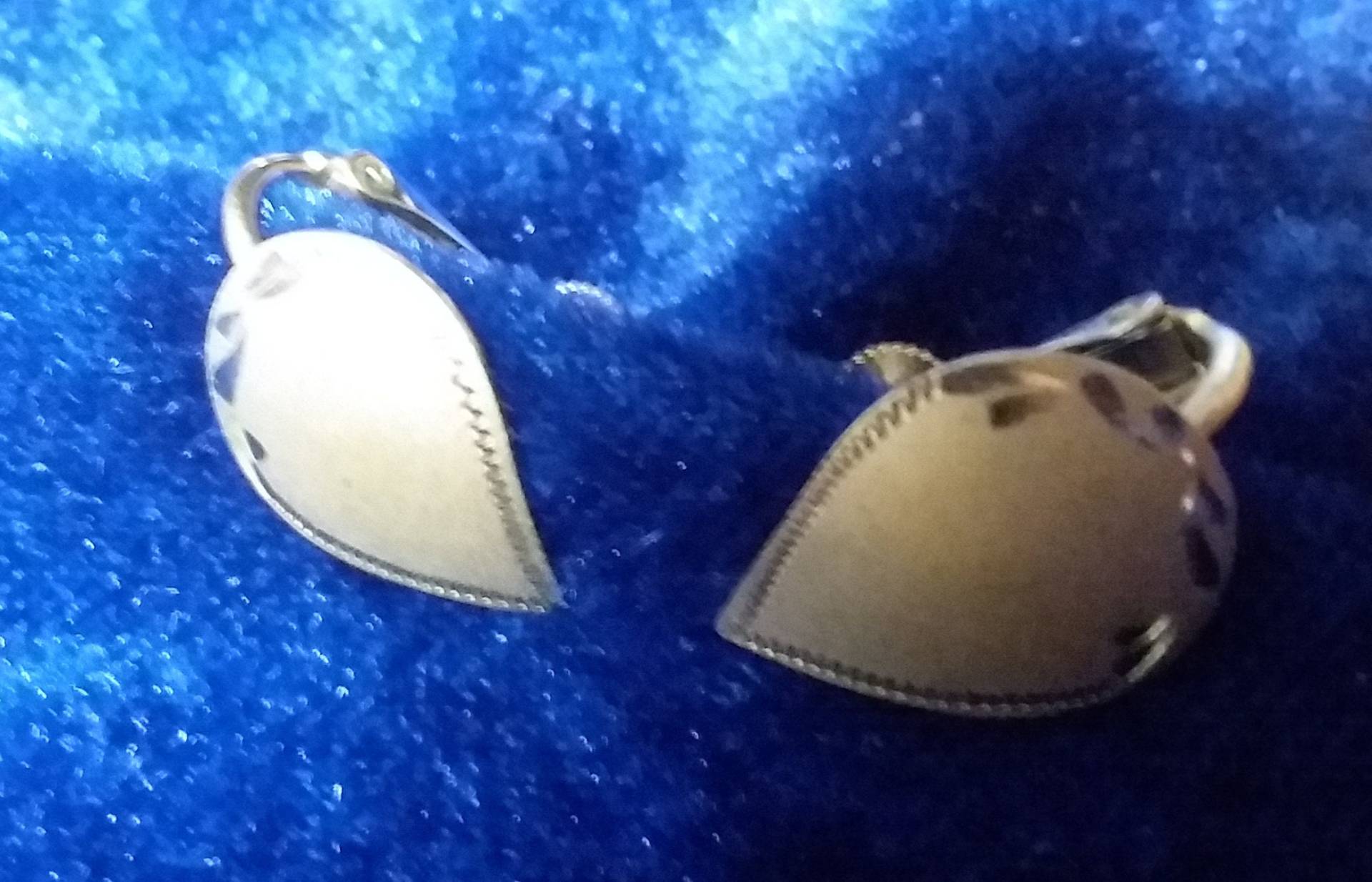 Silber Ohrringe in Blattform von Juntiqueaux