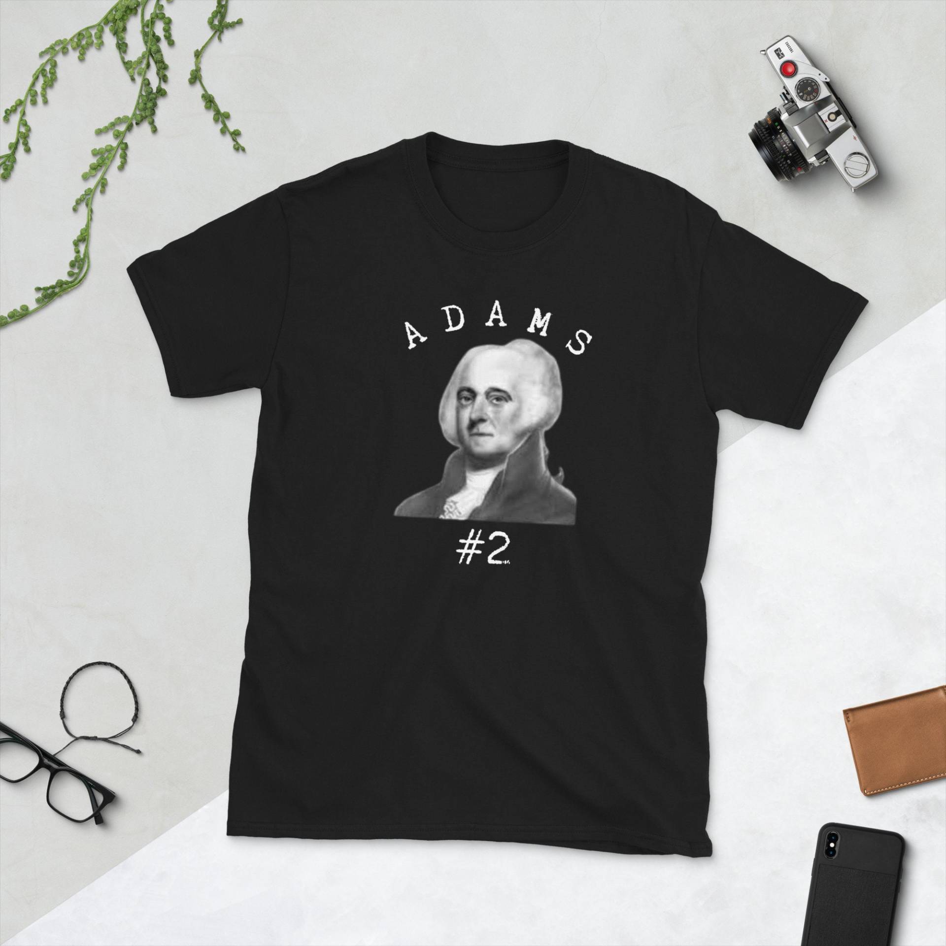 John Adams Kurzarm Unisex T-Shirt von JuntoTees