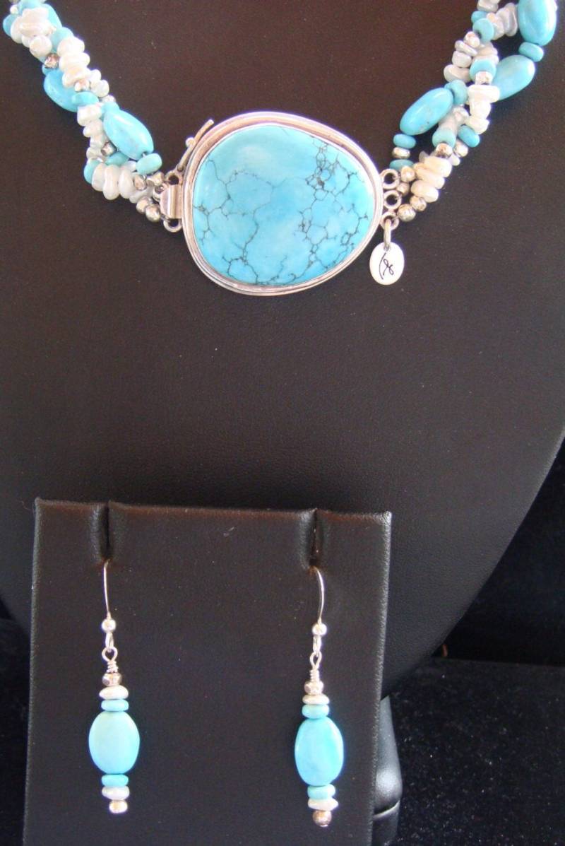 Dornröschen Und Perlen Halskette Ohrring Set Dornröschen Und Perlen Halskette Ohrring Set von JupiterMoonDesigns