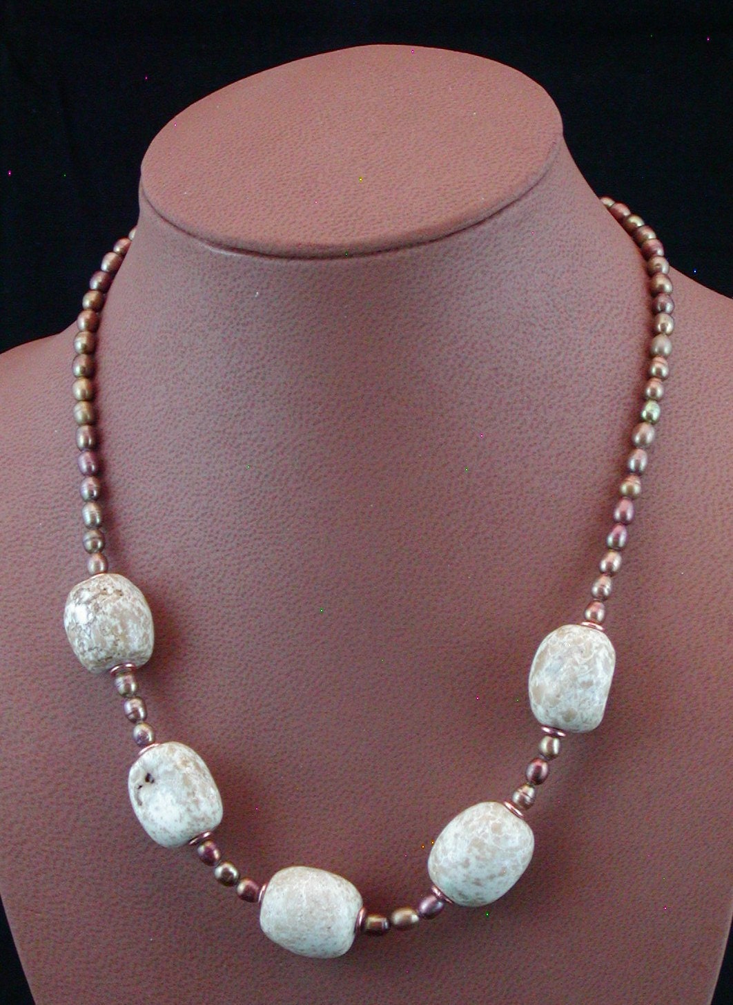 Goldline Türkis Und Champagner Perle Halskette Goldline Türkis Und Champagner Perle Halskette von JupiterMoonDesigns