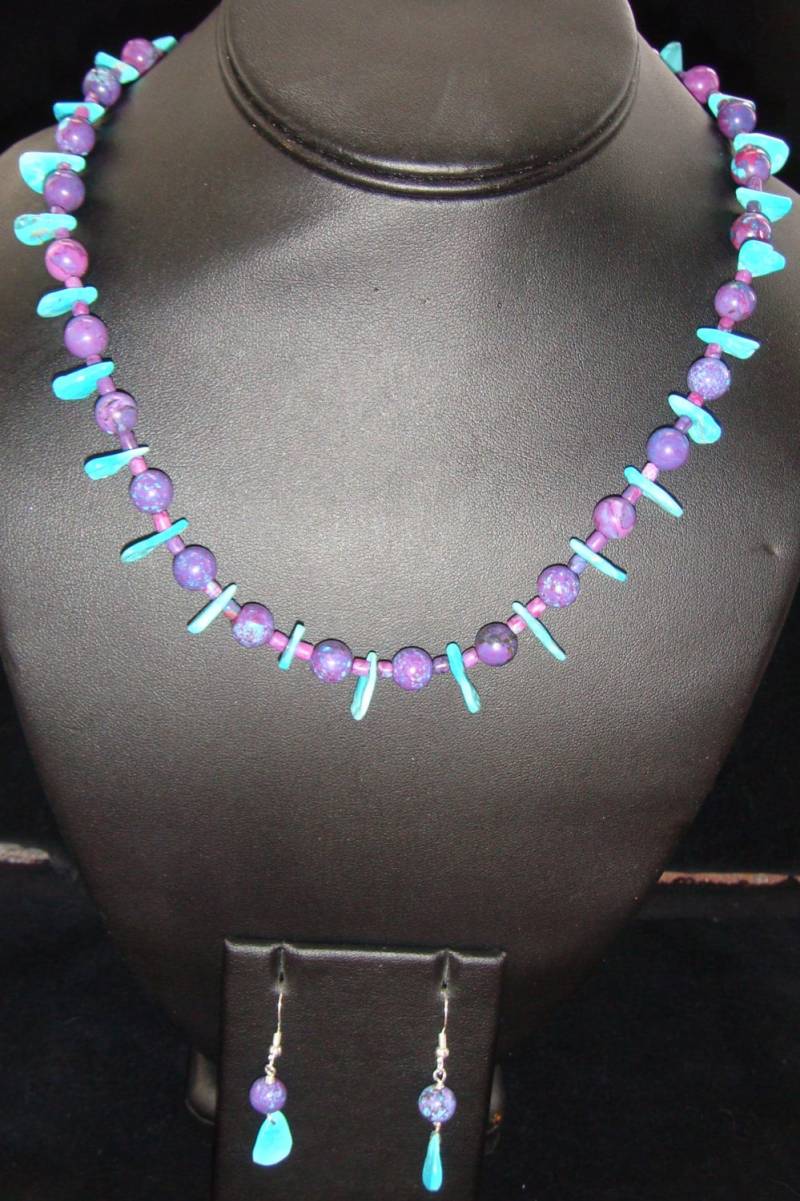 Lila Mojave Kingman Und Blau Türkis Halskette Ohrring Set Lila Mojave Kingman Und Blau Türkis Halskette Ohrring Set von JupiterMoonDesigns
