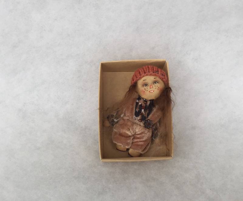 Primitive Puppe Brosche, Primitive Puppe, Miniatur Textil Tuch Ooak Brosche Primitive Puppe Brosche, Primitive Puppe, Miniatur Textil Tuch Ooak Brosche von JuraDolls
