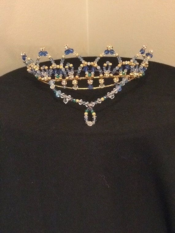 Prinzessin Florine | Blauvogel Pas Prinzessin Florine | Blauvogel Pas von JurassicTiaras