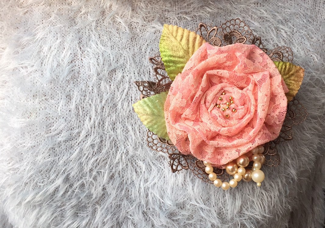 Handgemachte Spitze Rose Brosche, Hochzeiten Schmuck Brosche Handgemachte Spitze Rose Brosche, Hochzeiten Schmuck Brosche von JurateDD