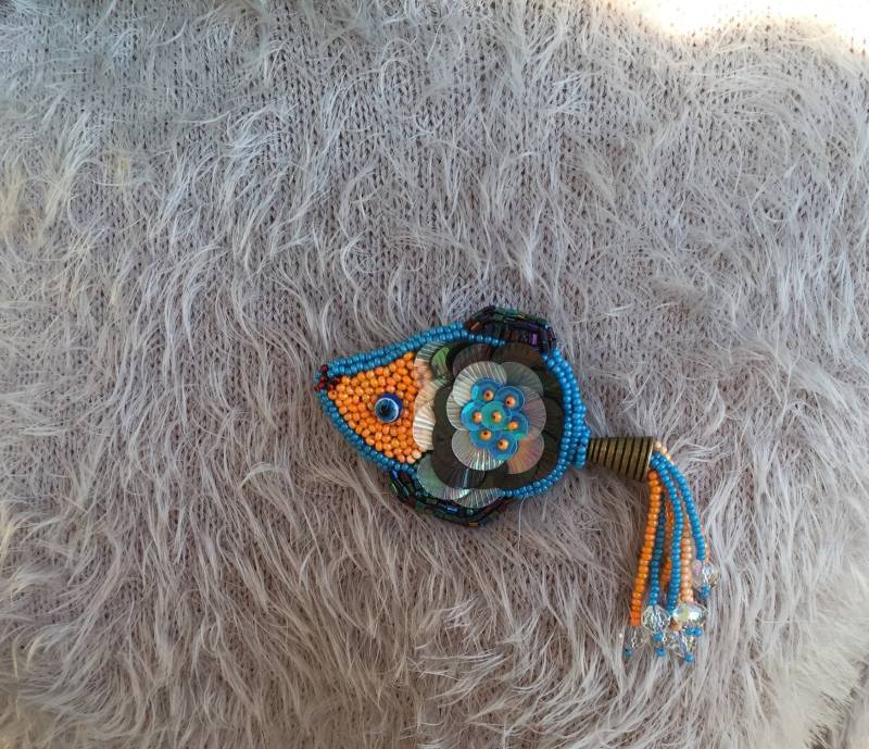 Perlen Fisch Brosche Fantasie Brosche, Meer von JurateDD