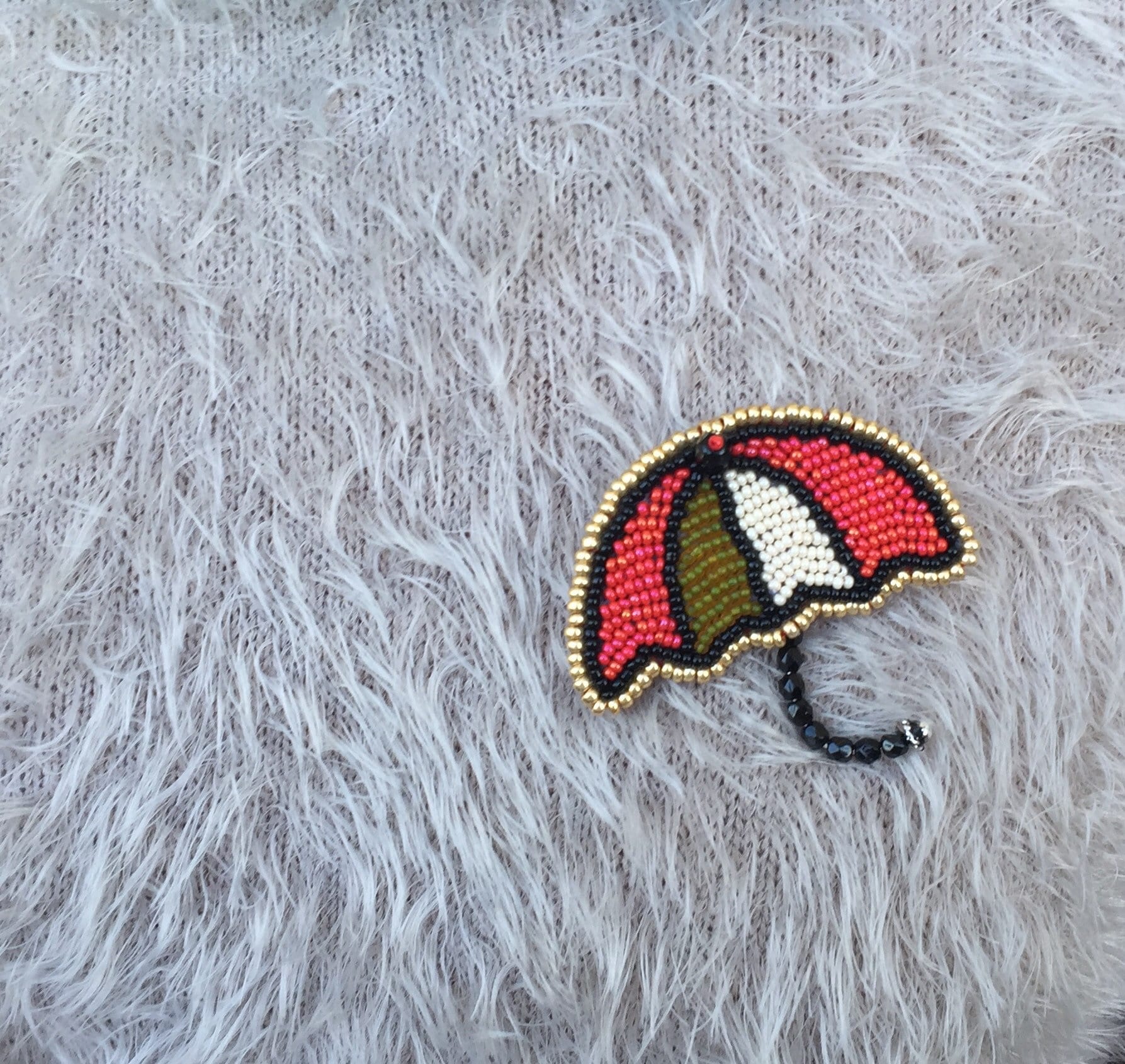 Regenschirm Brosche, Sonnenschirm Perlen Brosche von JurateDD