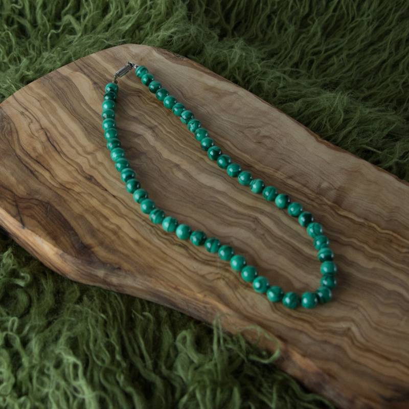 Malachit Handgemachte Halskette, Grüne Kristall Boho Perlen Schmuck, Perlenkette, Damen Halskette Malachit Handgemachte Halskette, Grüne Kristall Boho Perlen Schmuck, Perlenkette, Damen Halskette von JuskoJewelry