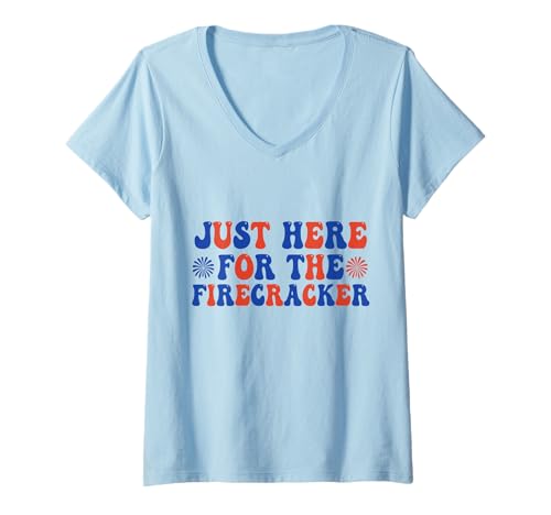 Damen Just Here for the Firecracker Matching 4 Juli Family Outfits T-Shirt mit V-Ausschnitt Damen Just Here for the Firecracker Matching 4 Juli Family Outfits T-Shirt mit V-Ausschnitt von Just Here for the Firecrackers Patriotic 4 of july
