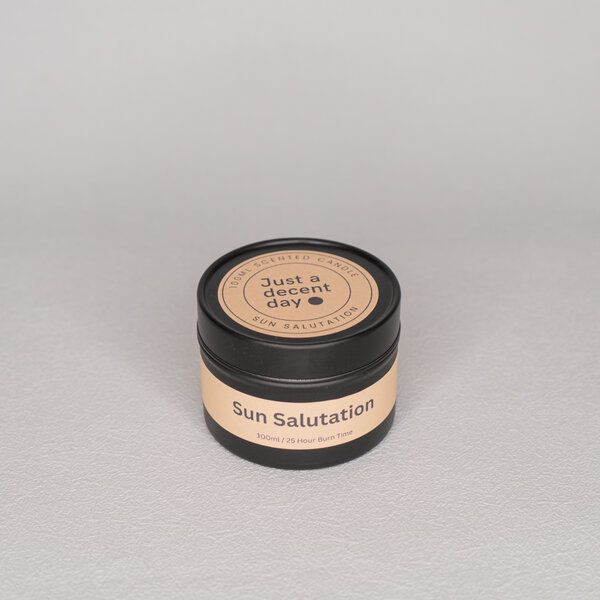 Just a decent day Duftkerze in Metalldose - Sun Salutation - handmade von Just a decent day