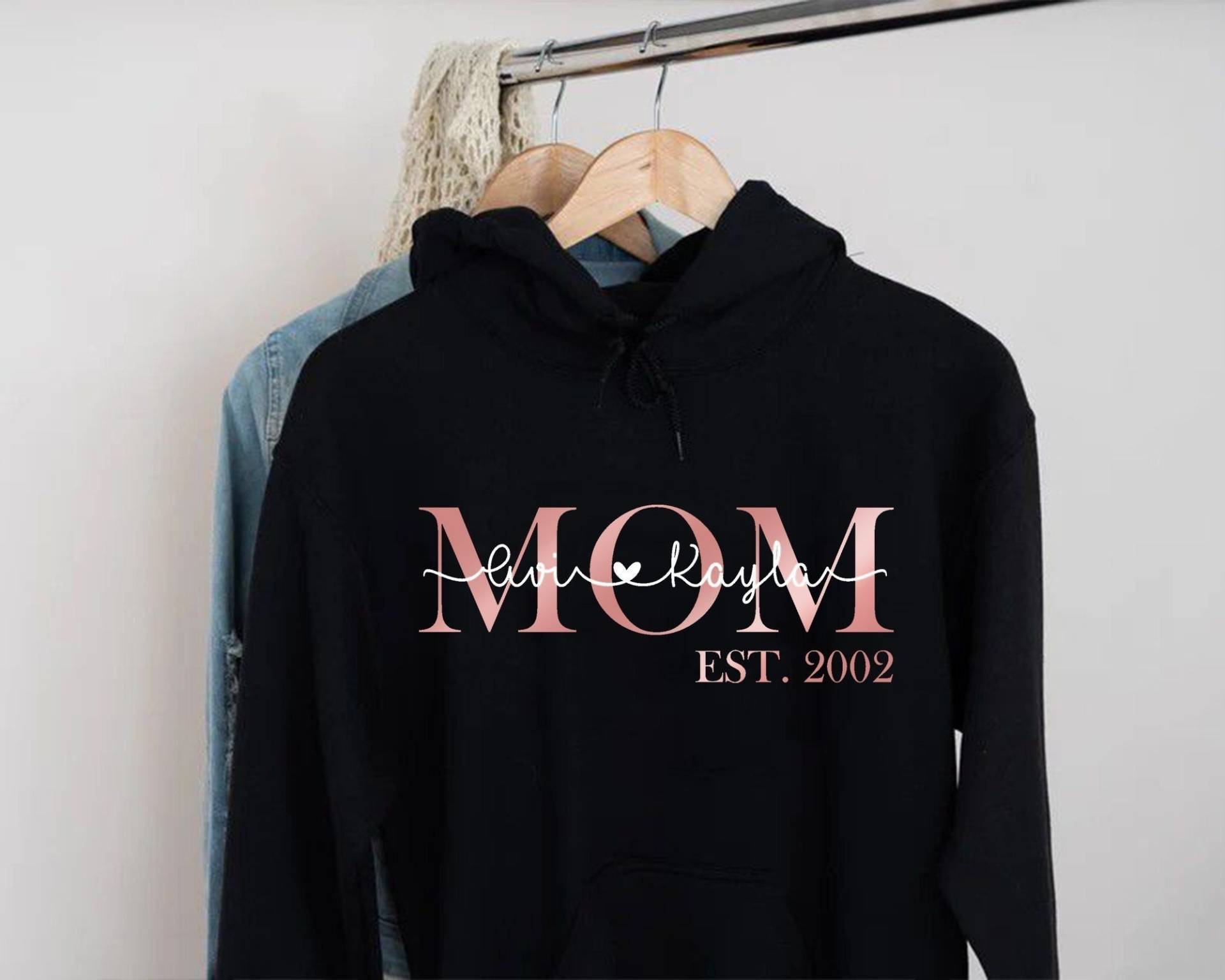 Mama Est Hoodie, Gegründet, Benutzerdefiniertes Jahr, Personalisierte Pullover, Neue Mutter To Be Geschenk, Unisex Sweatshirt Mit Den Namen Der von Just4Everyone