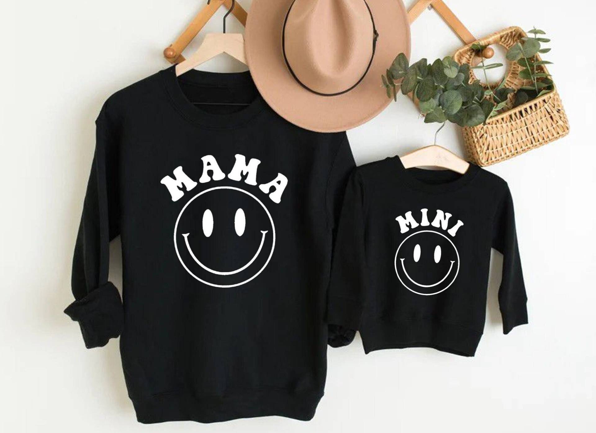 Mama Mini Sweatshirts, Und Ich Outfit, Passende Sohn Pullover, Mamas Junge Passender Rundhalsausschnitt von Just4Everyone