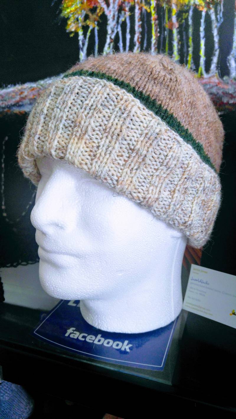 Herren Hand Gestrickte Mütze. Warm Und Langlebig. Maschinenwaschbar Herren Hand Gestrickte Mütze. Warm Und Langlebig. Maschinenwaschbar von JustAskJackie