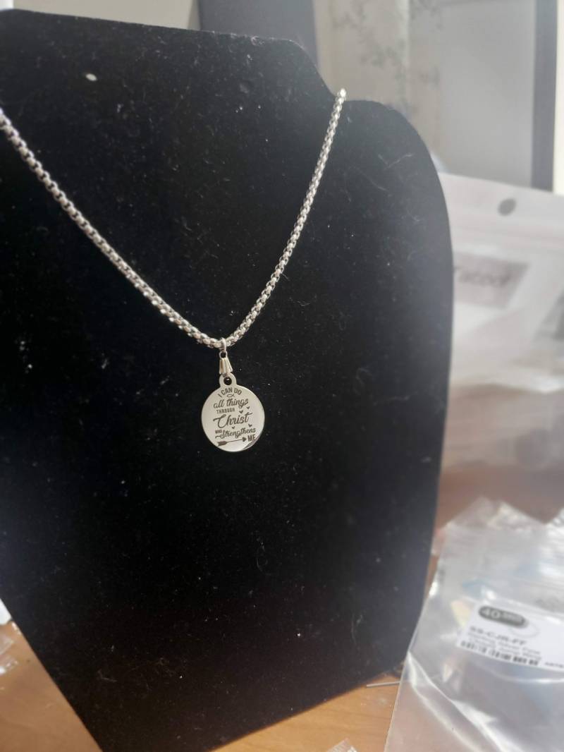 Ich Kann Alles Durch Christus Tun, Der Mich Stärkt. Silberkette. 18" Lang von JustAskJackie