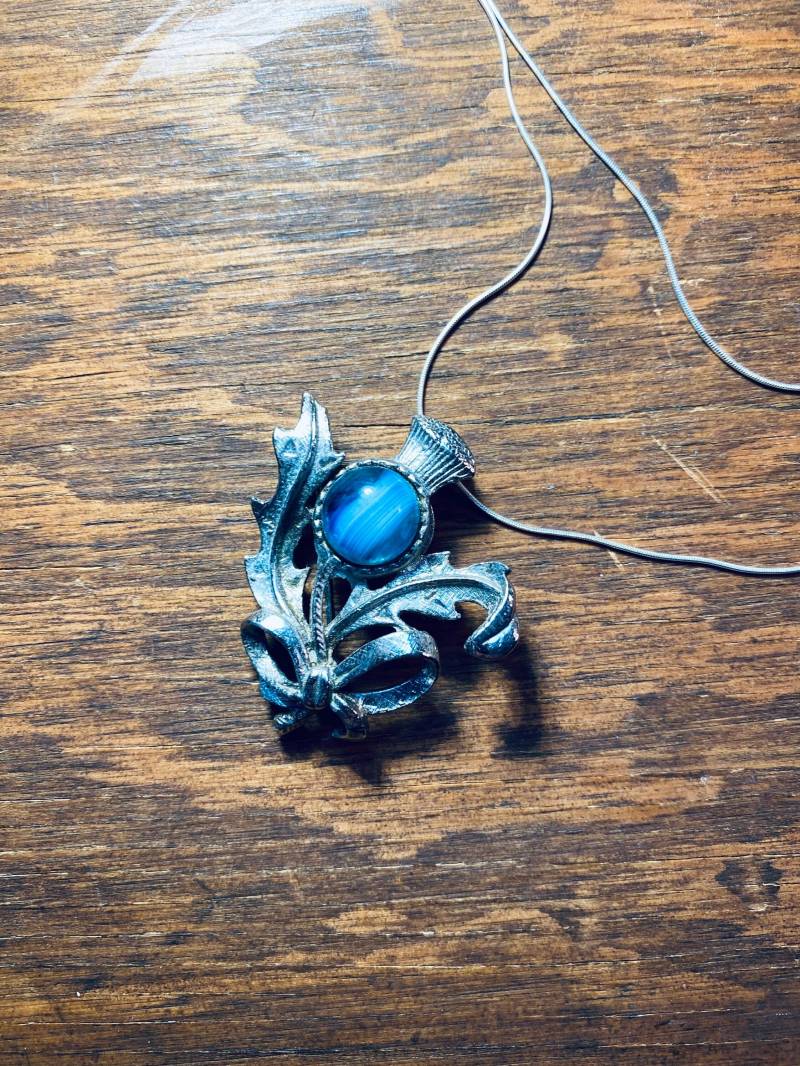 Art Deco Sterling Silber Distel Brosche Hellblaue Glasstein Halskette von JustBeadItByDrue