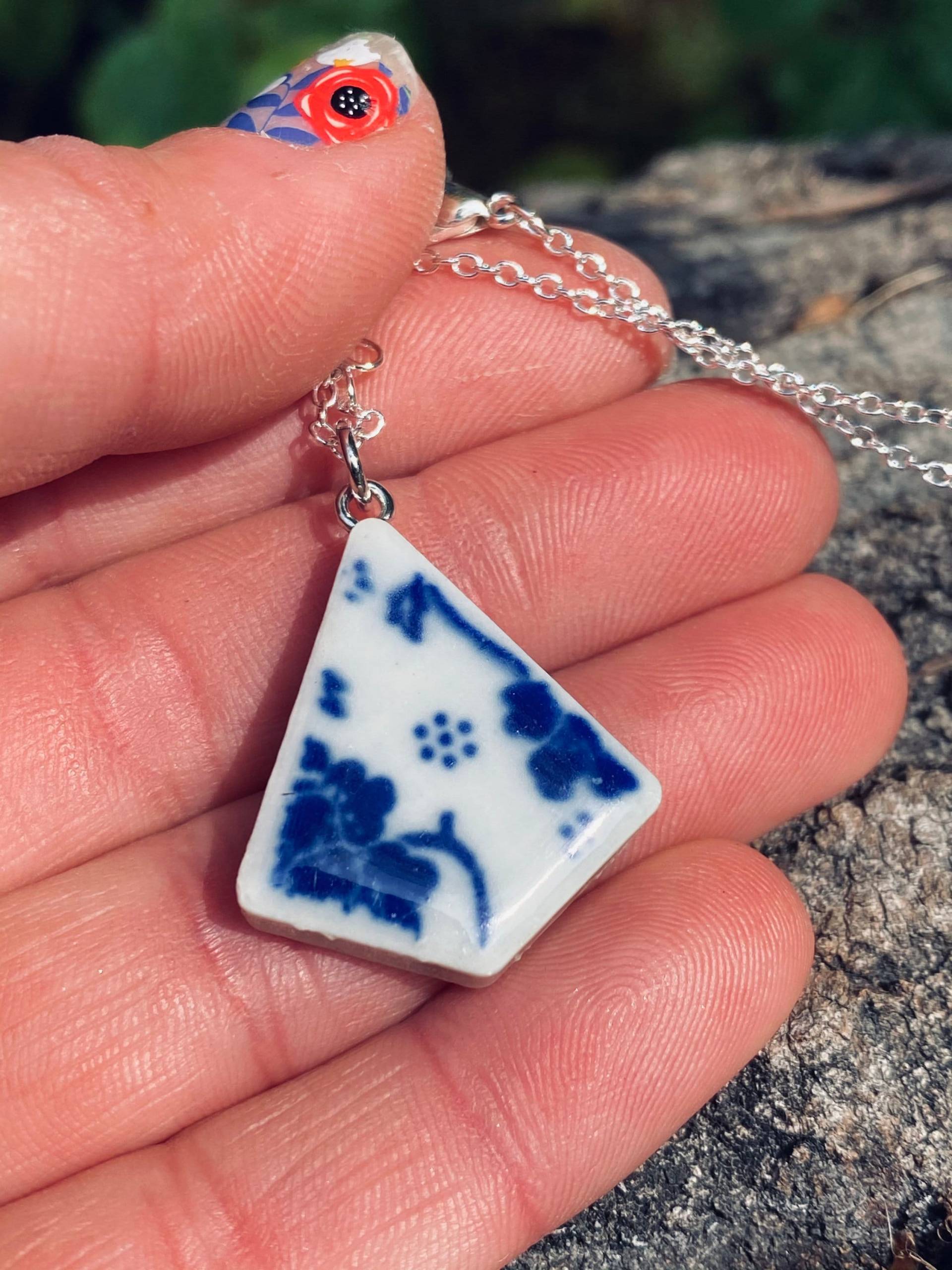 Blaue Blumen Mosaik - Anhänger Handmadejewelry Sterling Silber Halskette Justbeaditbydrue von JustBeadItByDrue